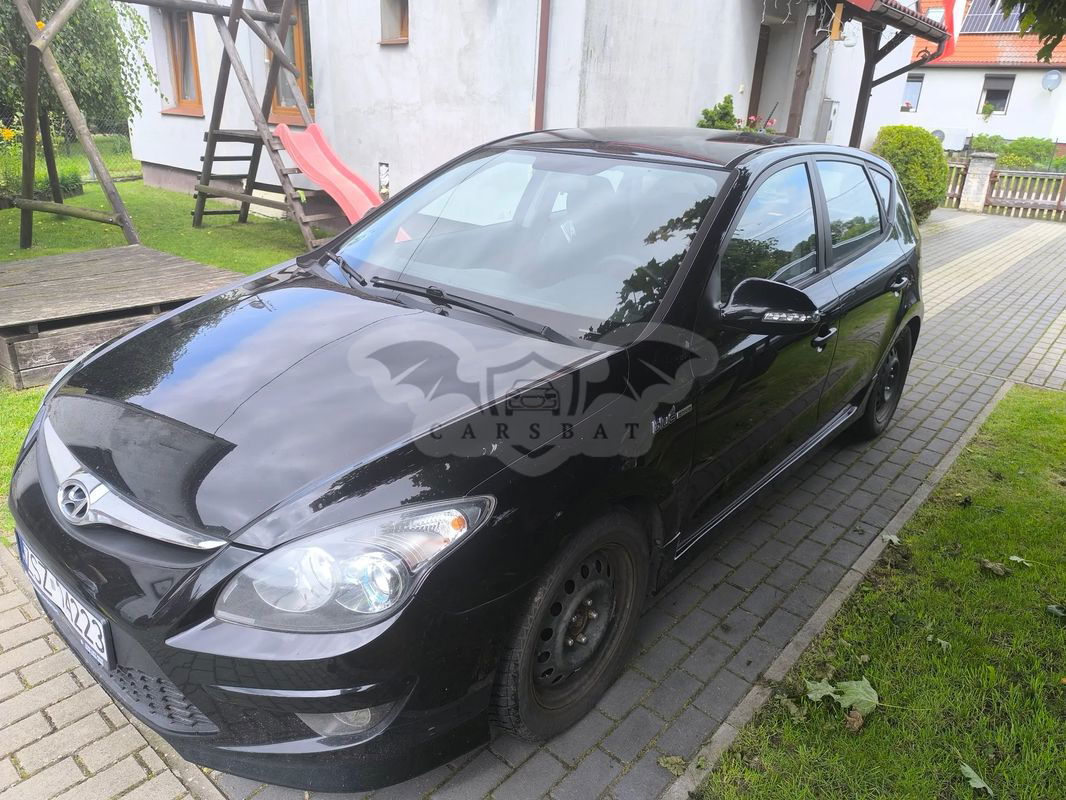 Hyundai i30 I 1.6 CRDI blue Classic 2011