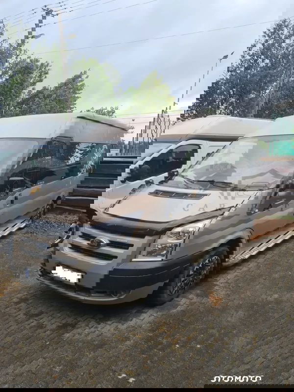 Ford Transit 2011