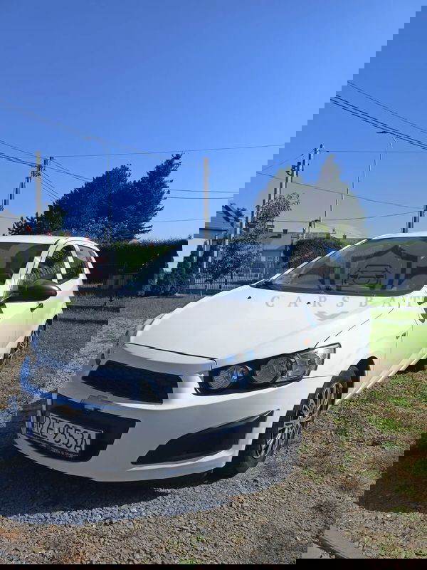 Chevrolet Aveo (Sonic) 1.2 LS 2012