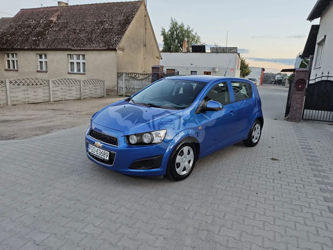 Chevrolet Aveo (Sonic) 1.2 LS 2012