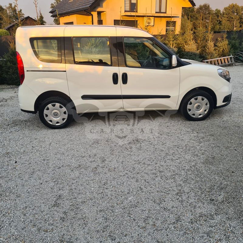 Fiat Doblo II 1.6 16V Multijet Lounge 2016