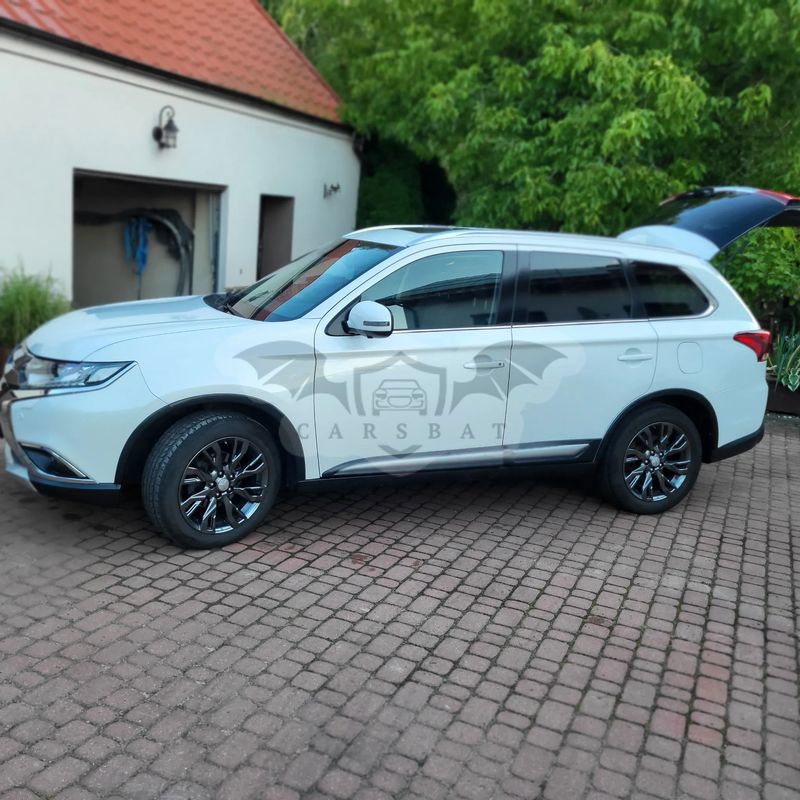 Mitsubishi Outlander III 2017
