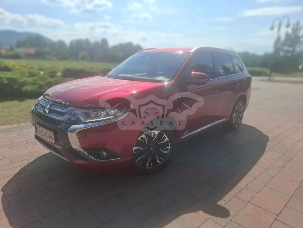 Mitsubishi Outlander III 2.0 4WD Plug-In Hybrid Plus 2017