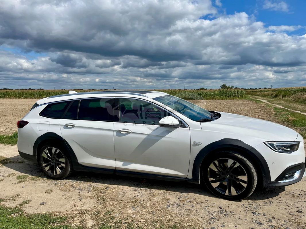 Opel Insignia B 2.0 CDTI Sports Tourer Automatik Innovation 2017