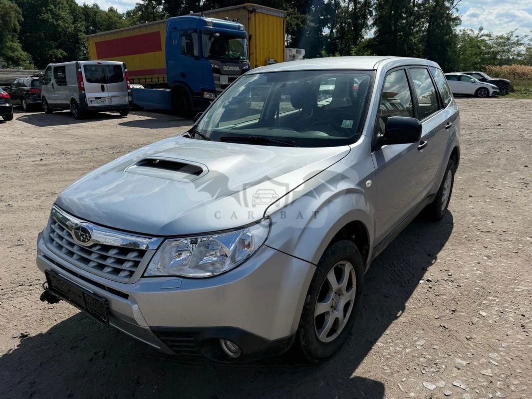 Subaru Forester III 2.0 D Active 2012