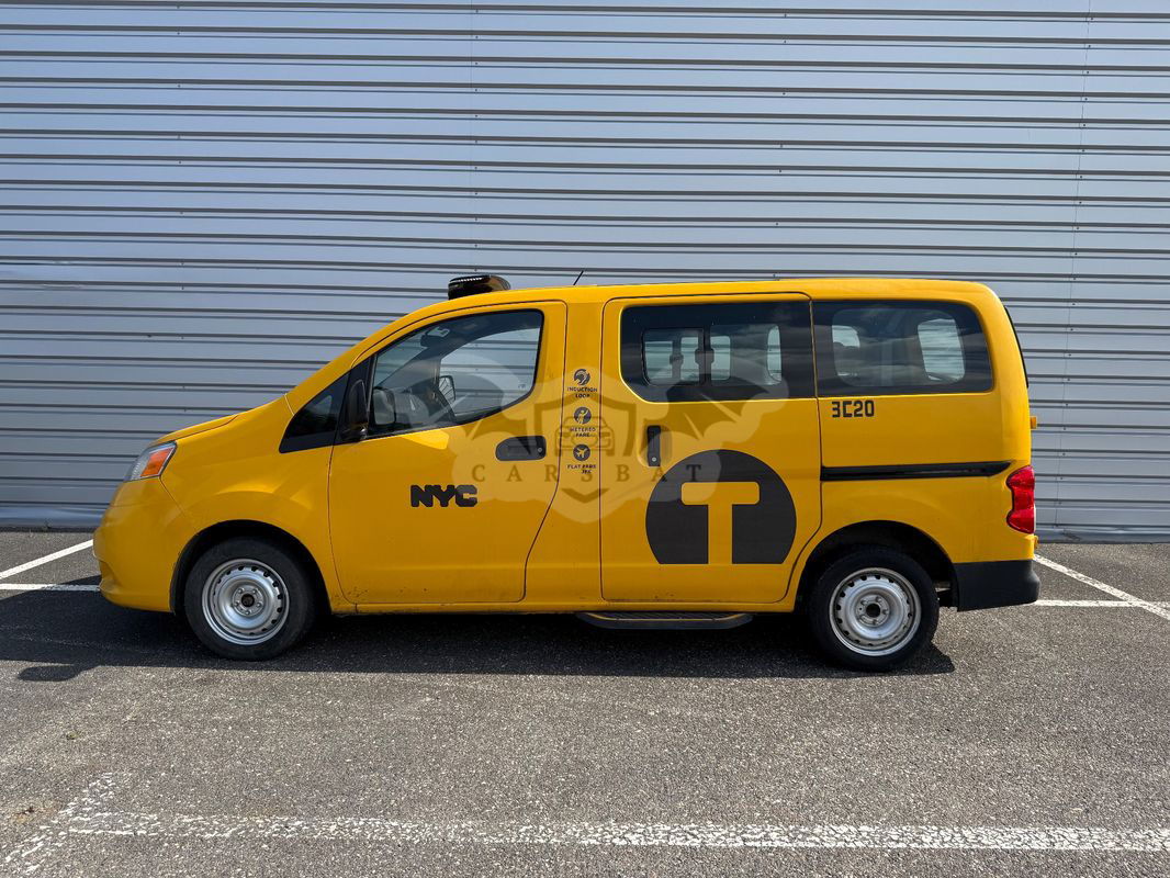 Nissan NV200 2014