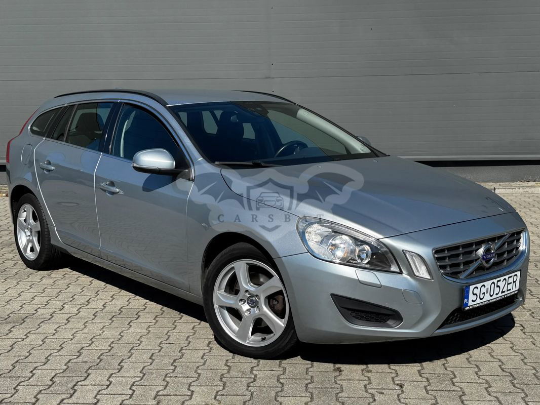 Volvo V60 I DRIVe Momentum 2011