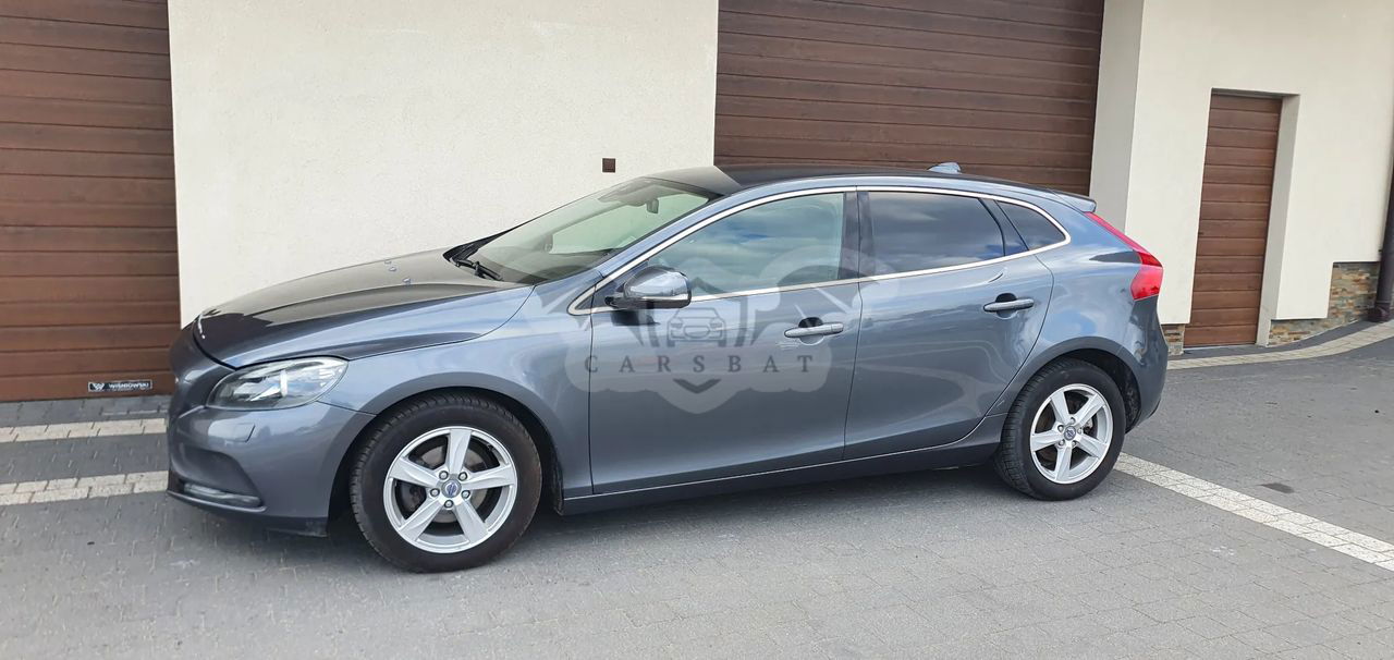 Volvo V40 II 2012