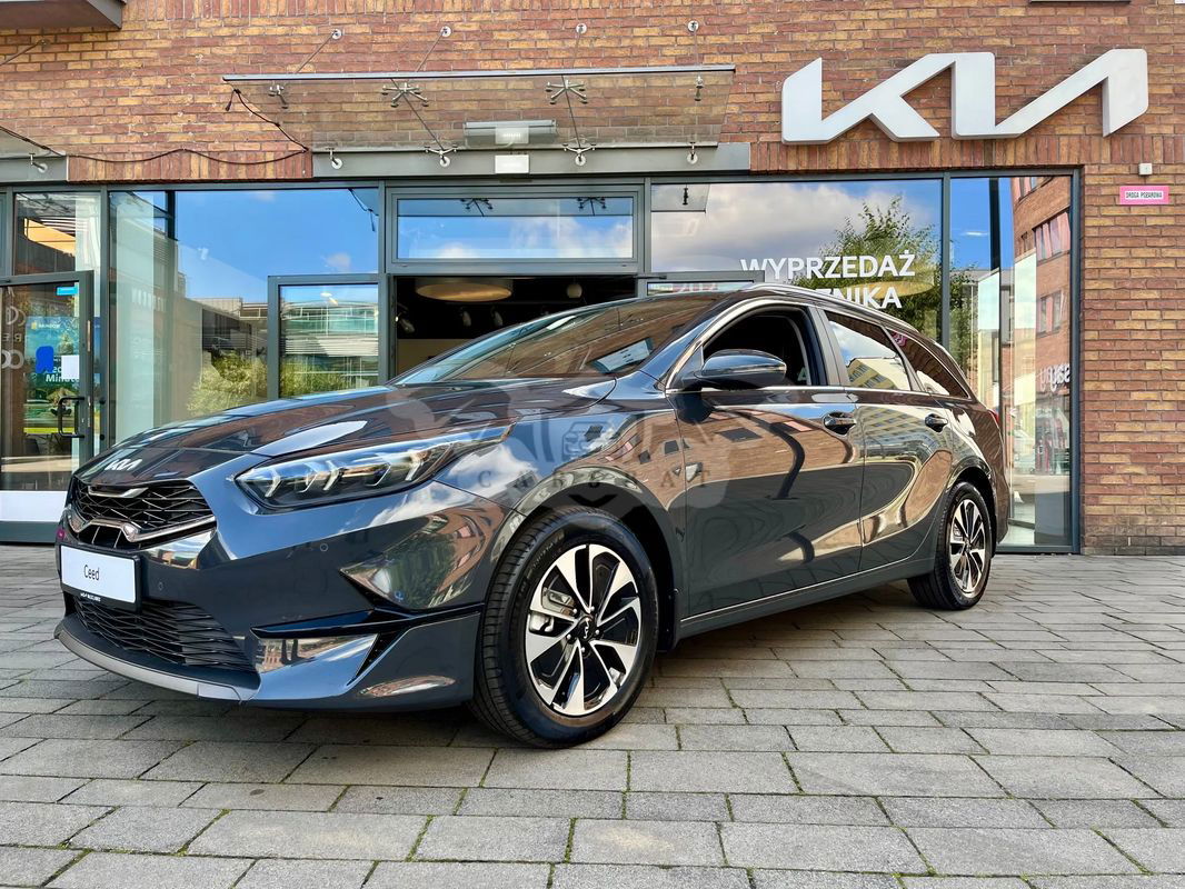Kia Ceed III 1.5 T-GDI Tribute 2025