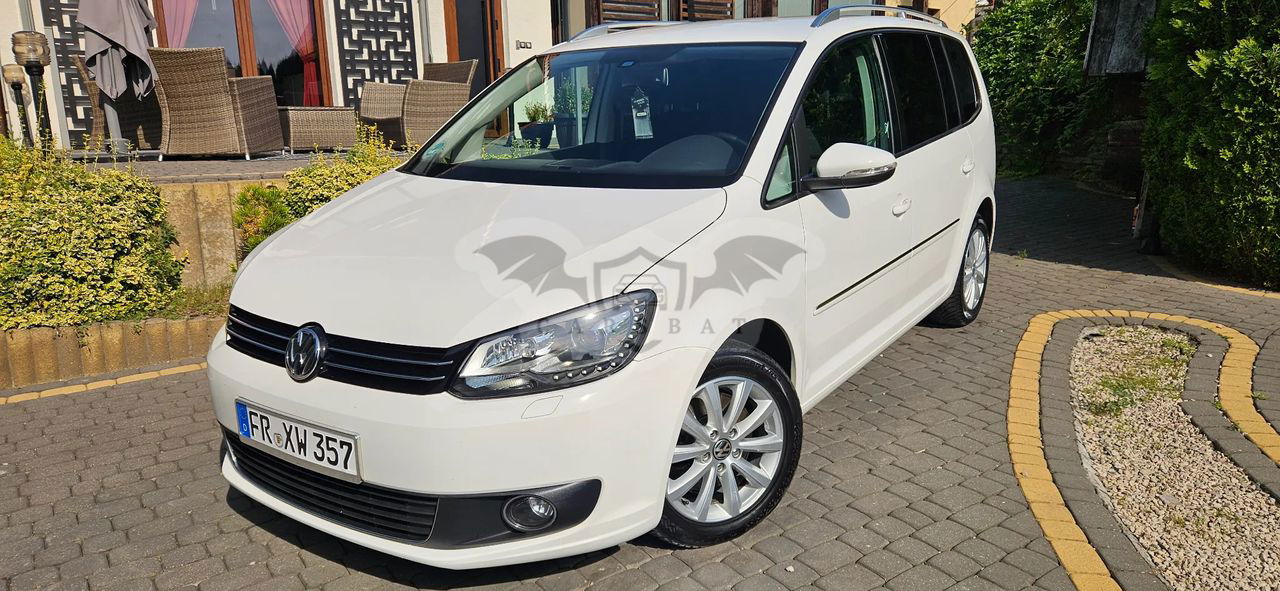 Volkswagen Touran II 2.0 TDI DPF Highline DSG 2013