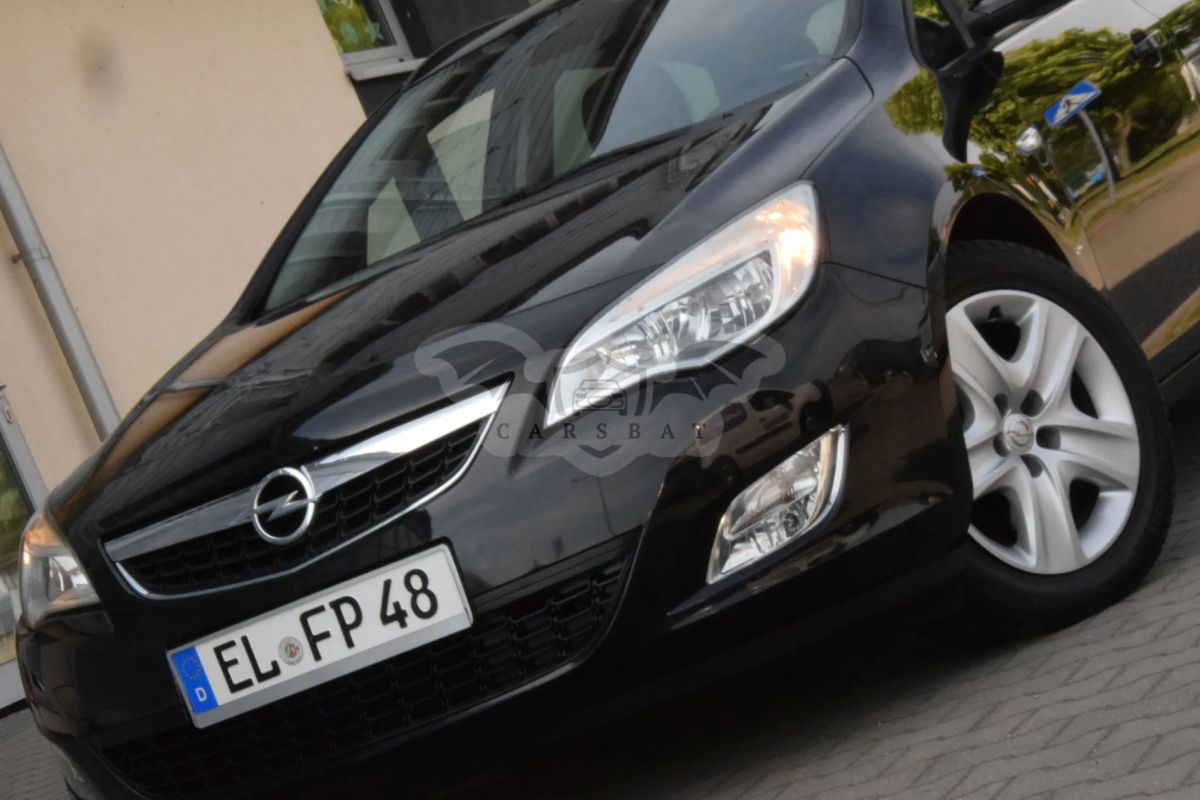 Opel Astra J 1.7 CDTI Caravan DPF 2011