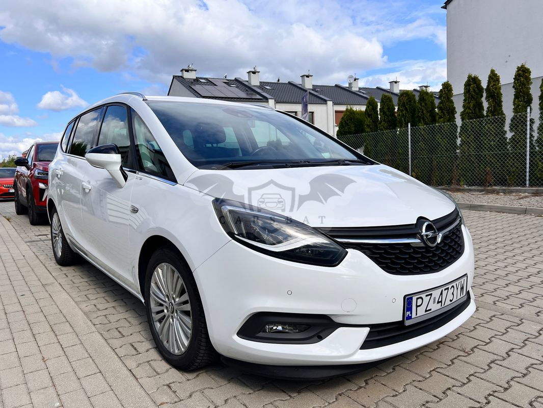 Opel Zafira C 2016