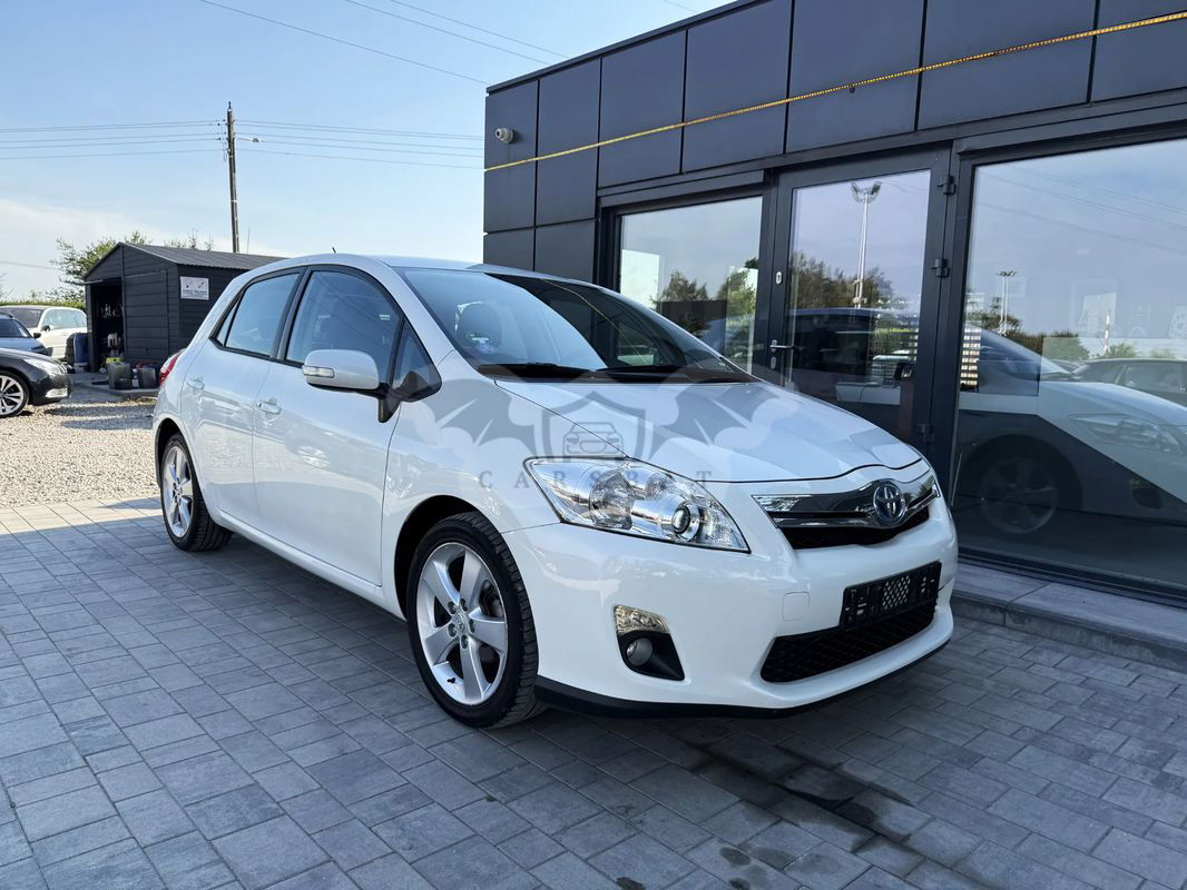 Toyota Auris I 1.8 HSD Luna 2011