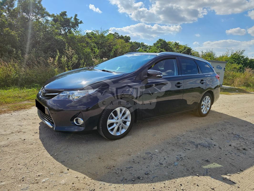Toyota Auris II 1.4 D-4D Premium 2014