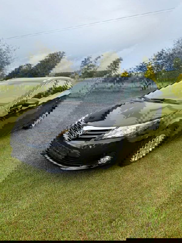 Toyota Avensis III 2012
