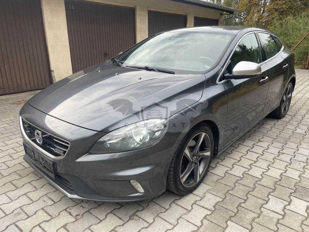 Volvo V40 II 2013
