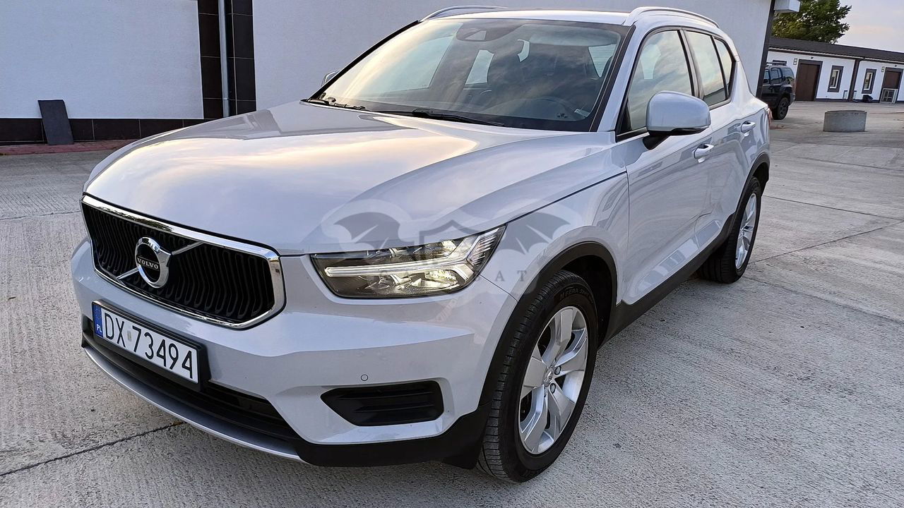 Volvo XC40 D3 AWD Momentum Pro 2019