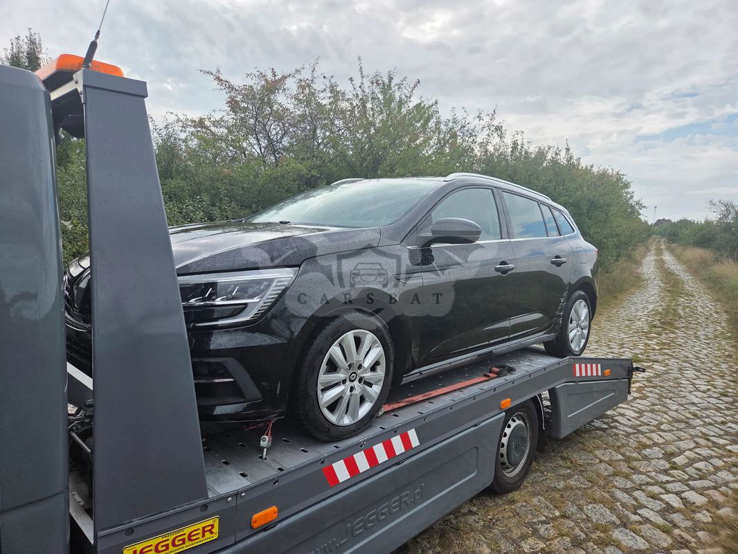Renault Megane IV E-TECH Plug-in 160 BUSINESS EDITION 2021