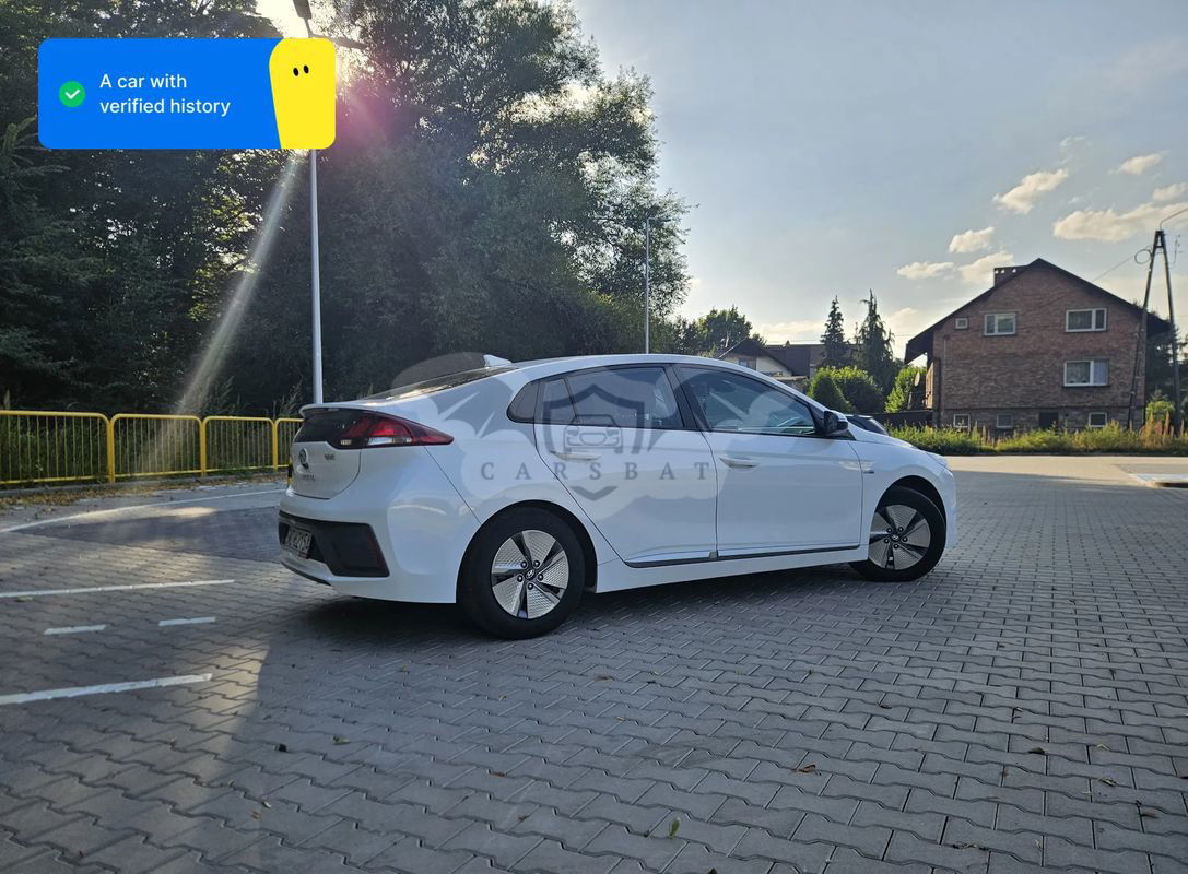 Hyundai IONIQ 2021