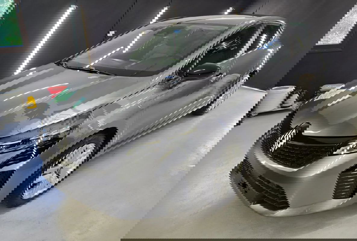 Renault Clio V TCe 90 EVOLUTION 2024