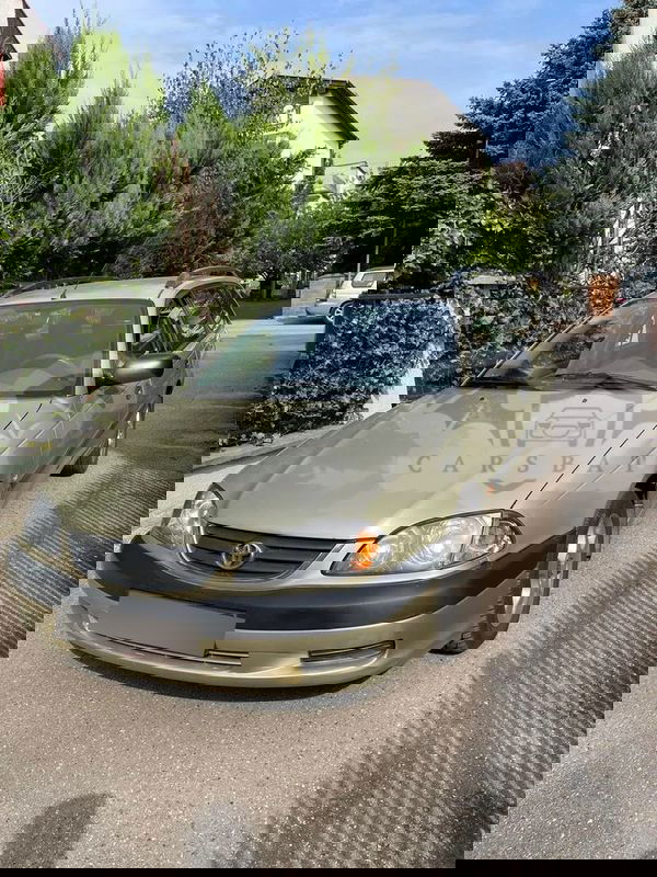 Toyota Avensis I 1.8 Sol 2001