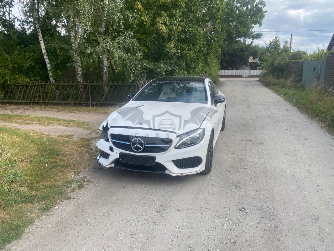Mercedes-Benz C W205 200 Coupe 4Matic 9G-TRONIC AMG Line 2017