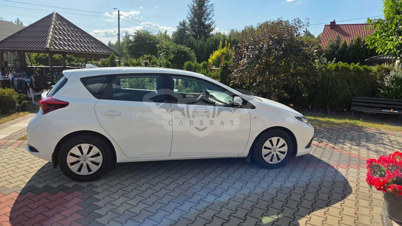 Toyota Auris II 1.33 VVT-i Active 2018