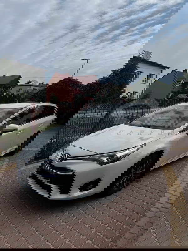 Toyota Avensis III 1.8 Premium 2016