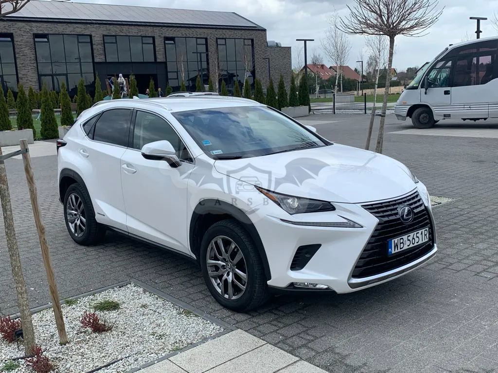 Lexus NX I 300h Elegance + Business AWD 2017