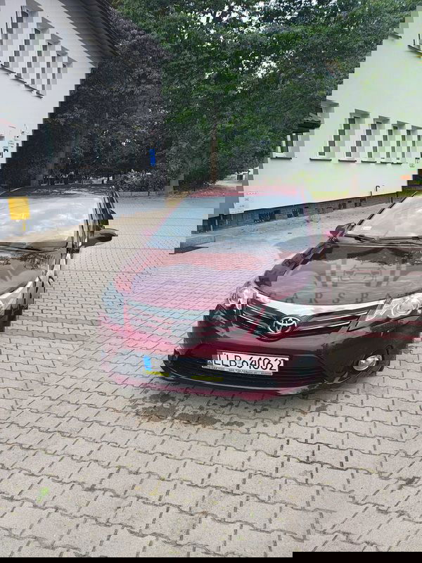 Toyota Avensis III 2.0 D-4D 2012