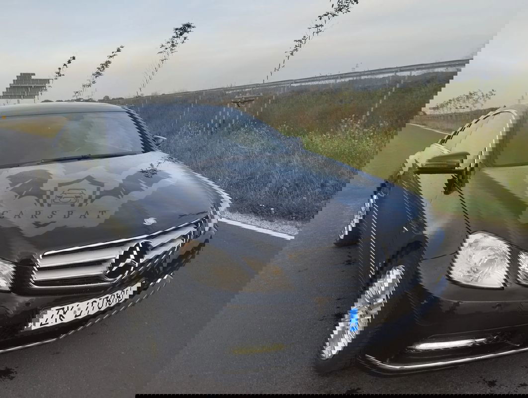Mercedes-Benz E W212/W207 200 CGI Coupe BlueEFFICIENCY Automatik Avantgarde 2011