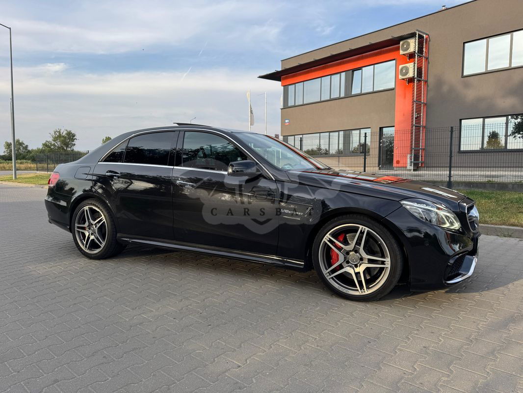 Mercedes-Benz E W212/W207 63 AMG 2011