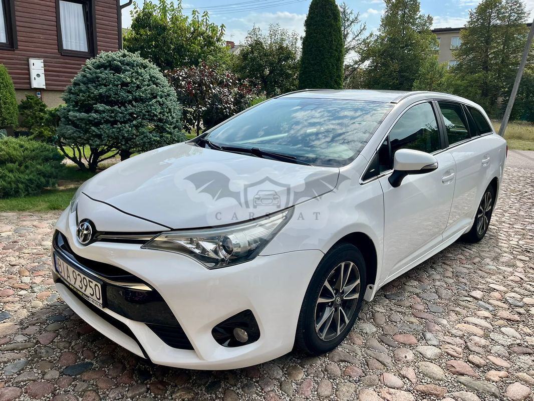 Toyota Avensis III 1.6 D-4D Premium 2015