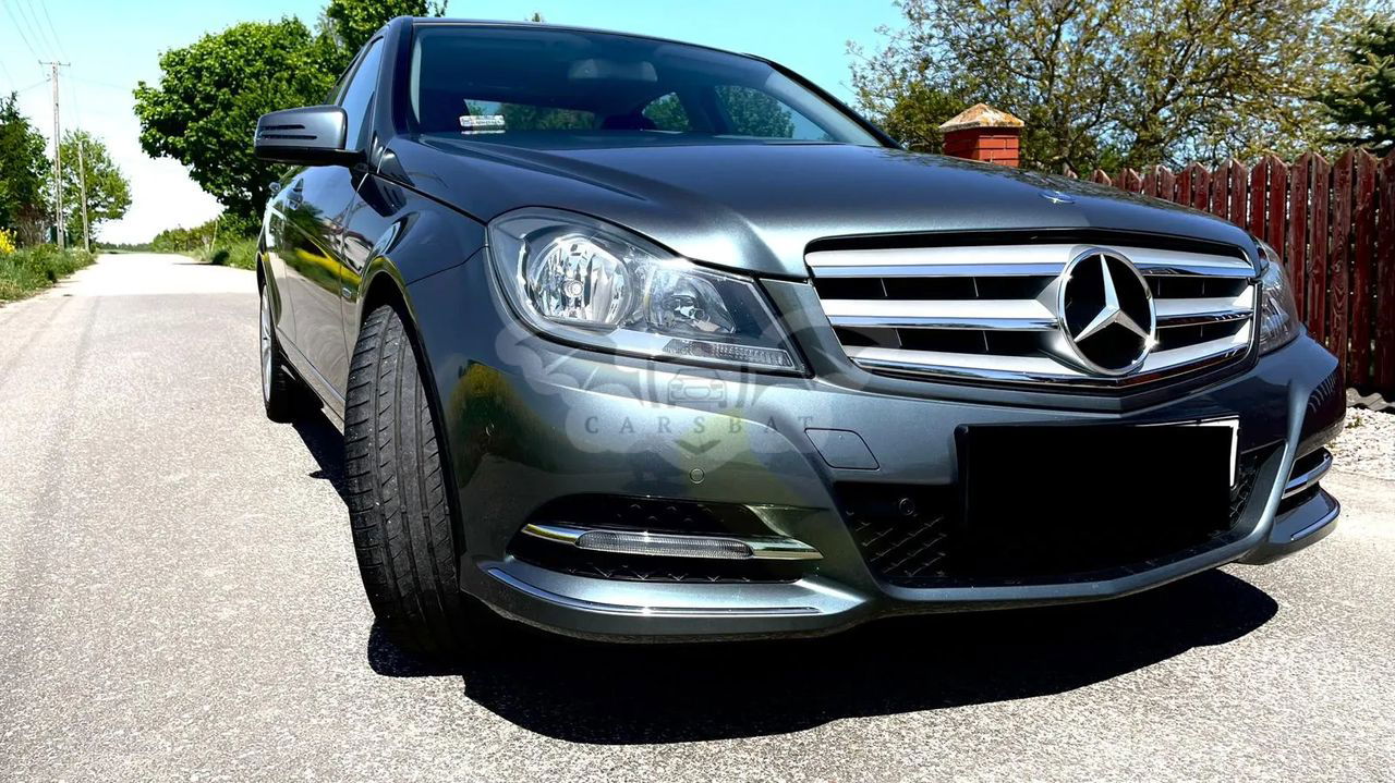 Mercedes-Benz C W204 180 CGI BlueEFFICIENCY Avantgarde 2012