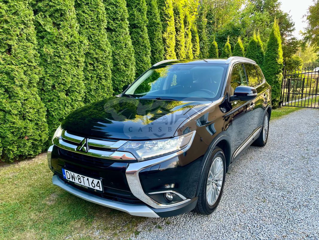 Mitsubishi Outlander III 2.0 Intense + 4WD CVT 2015