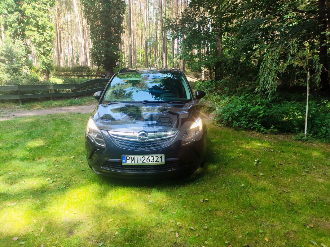 Opel Zafira C 2016