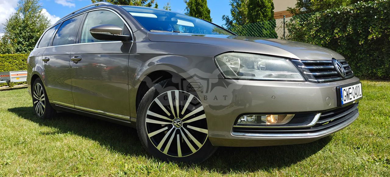 Volkswagen Passat B7 Variant 2.0 TDI DPF DSG Highline 2011