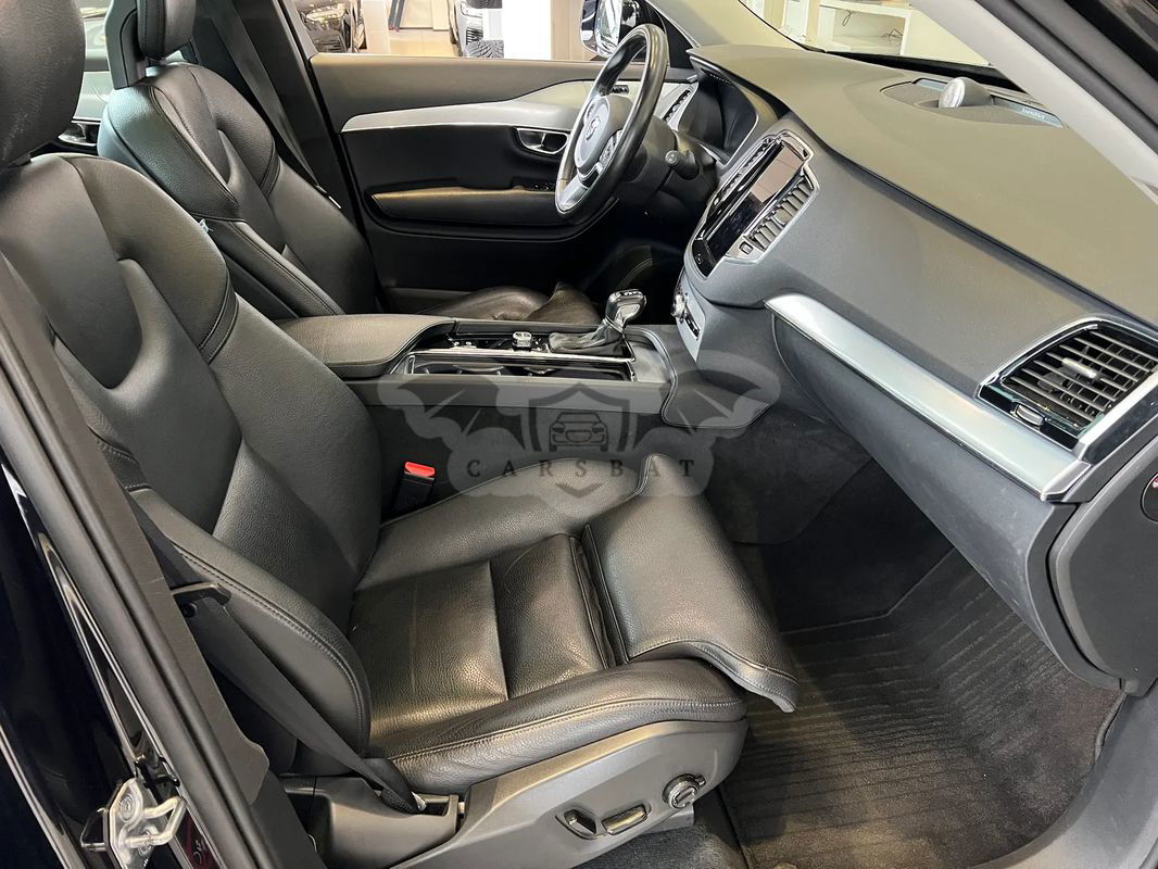 Volvo XC90 II D5 AWD Momentum 7os 2018