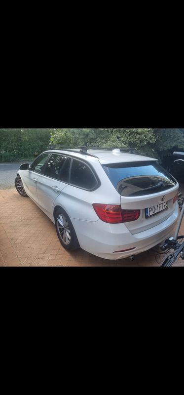 BMW 3 Series F30/F31 318d Touring 2013
