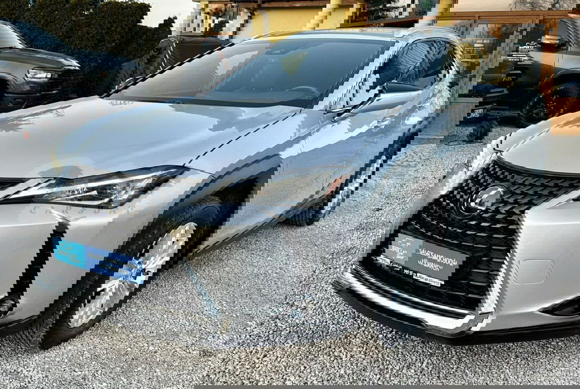 Lexus UX 2020
