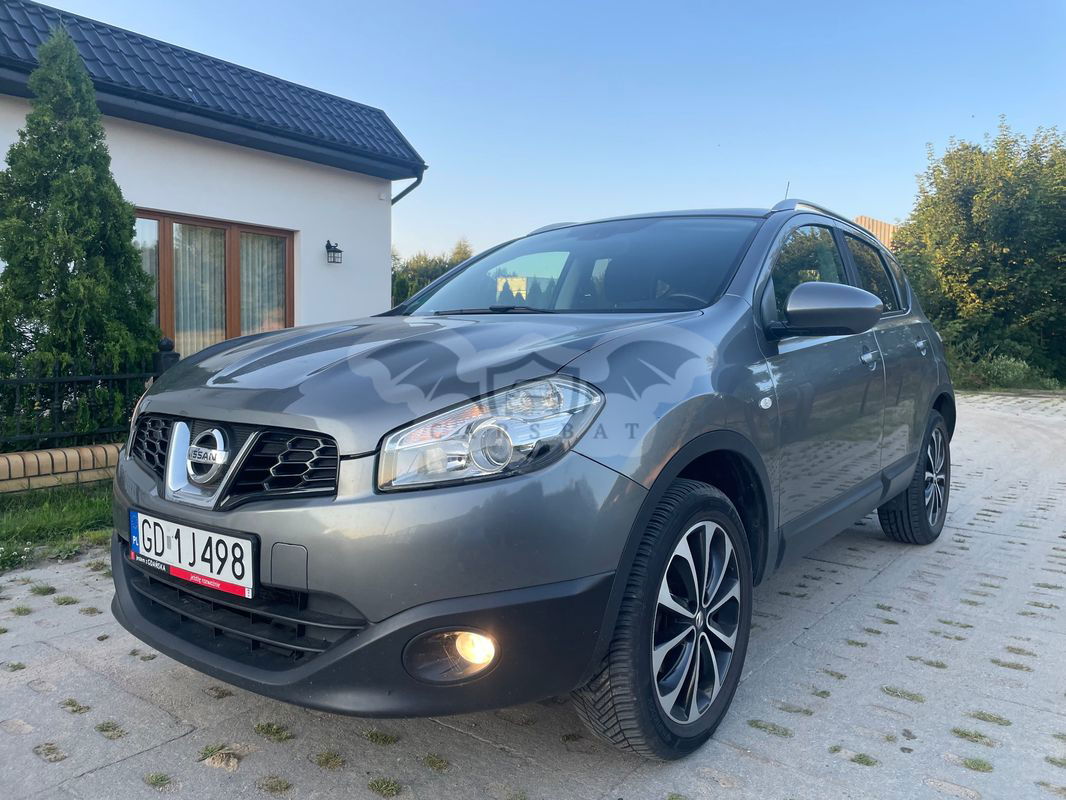 Nissan Qashqai I 2.0 CVT tekna 2012