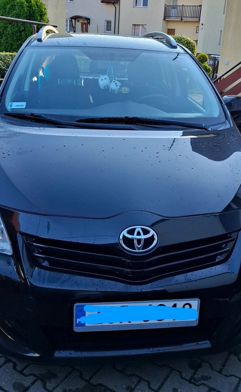 Toyota Verso 1.8 2010 7os 2009