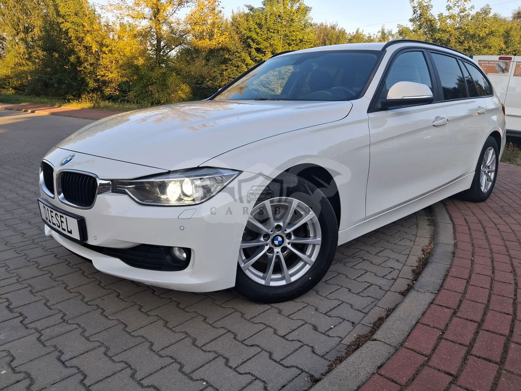 BMW 3 Series F30/F31 318d Touring Luxury Line 2013