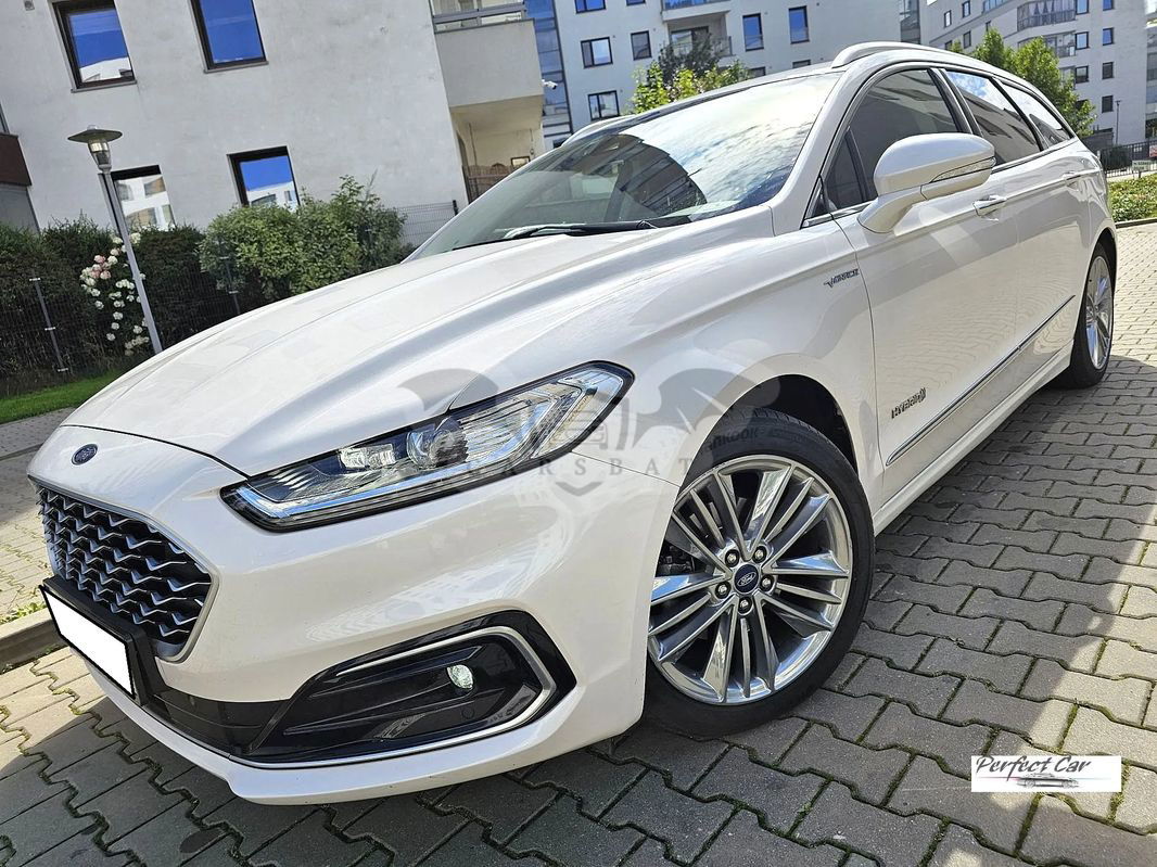 Ford Mondeo Mk5 2.0 Hybrid Vignale 2020