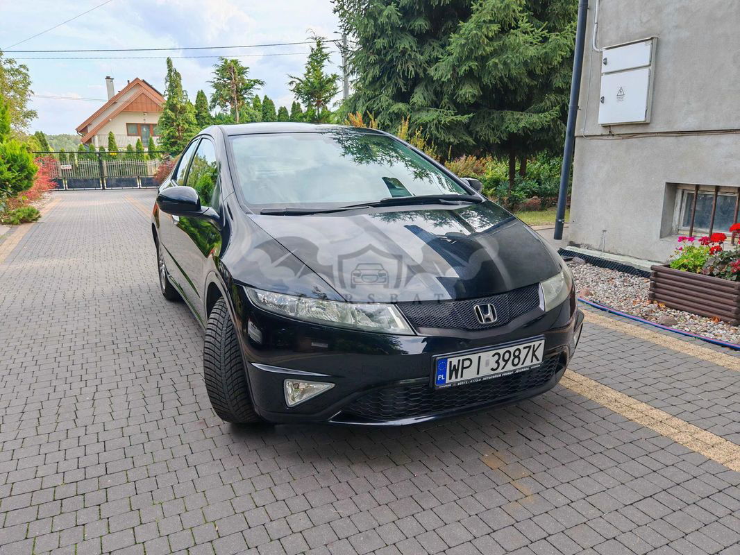 Honda Civic VIII 1.4 i-VTEC 2010