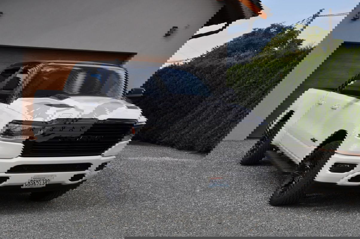 RAM 1500 5.7 Crew Cab Longbed Laramie Sport 2024