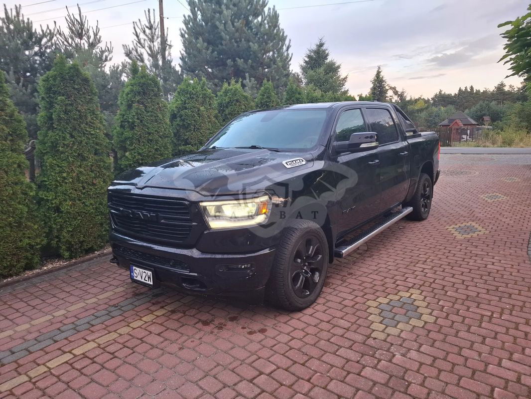 RAM 1500 5.7 Crew Cab Bighorn 2020
