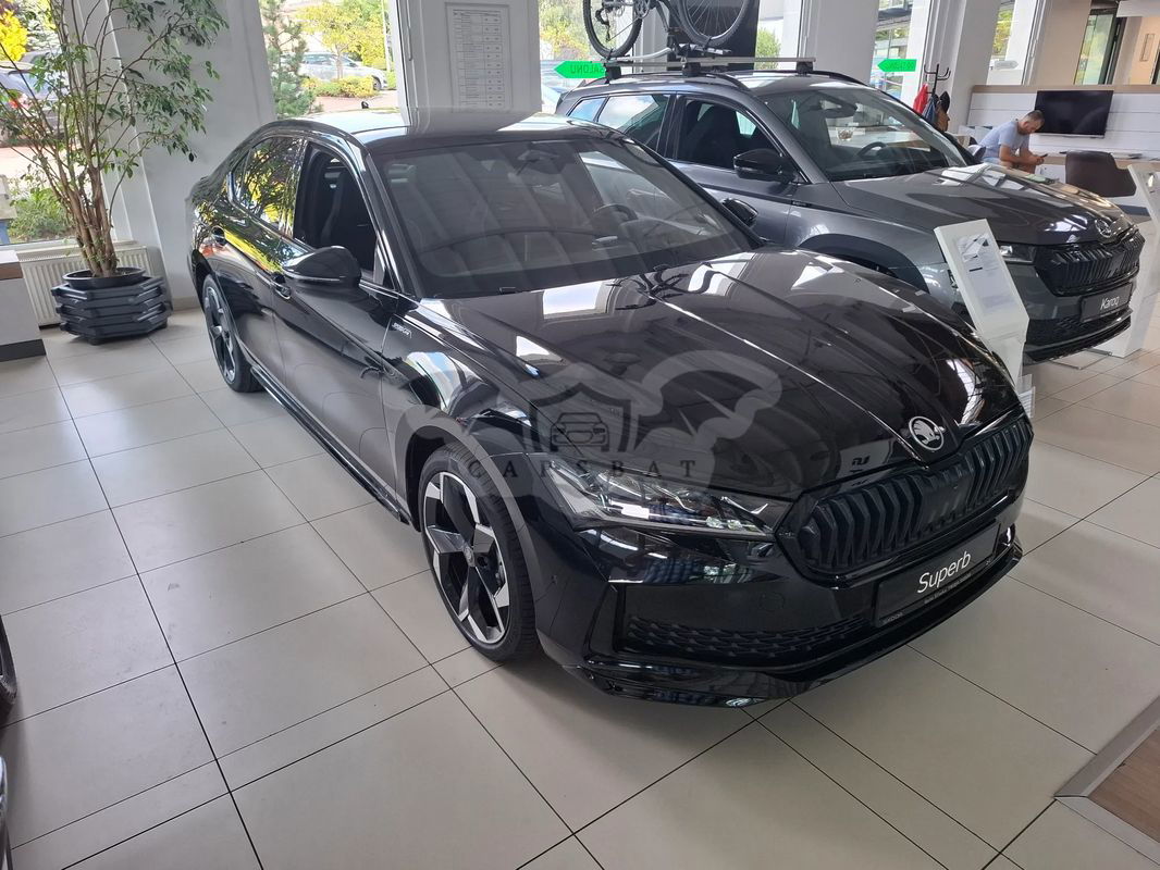 Skoda Superb VI 2.0 TDI SCR 4x4 Sportline DSG 2025