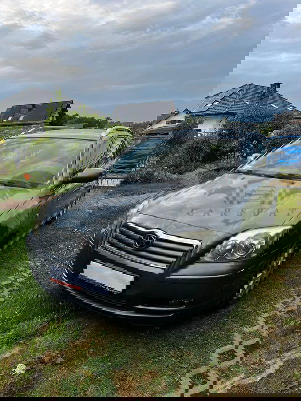 Toyota Avensis II 2004