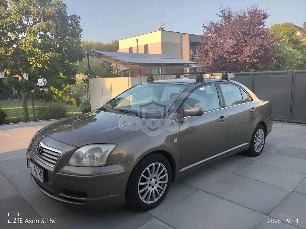 Toyota Avensis II 1.6 VVT-i Luna 2004